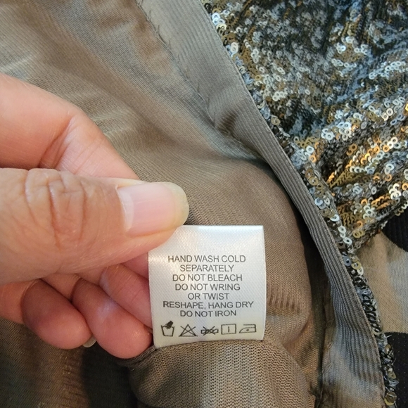 SIGRIN OLSEN Signature  Gold Metallic All Iver Sequin Top Sz L Blink Cocktail - Picture 11 of 12
